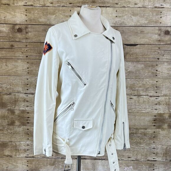 Pretty Little Thing Size 2 Relaxed Women’s Faux leather Motorcycle Jacket  NWOT - Picture 3 of 16